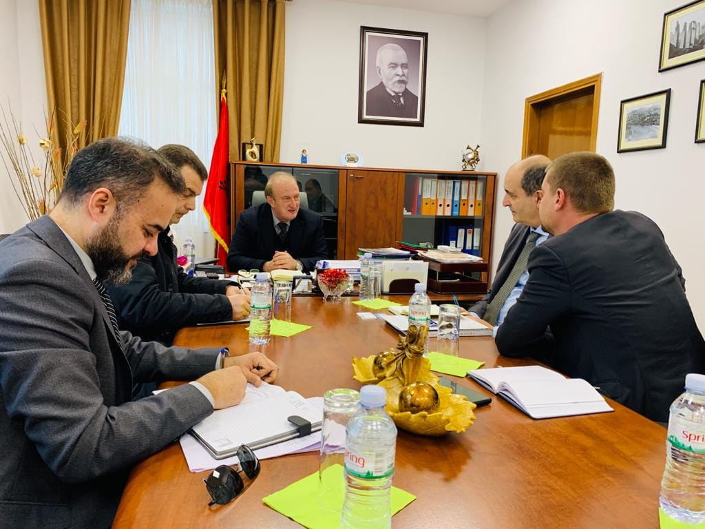 Takim me ambasadorin e prezencës së OSCE-së në Shqipëri